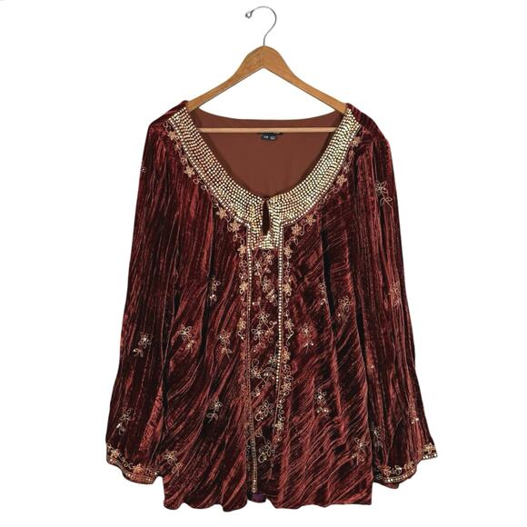 E by ECI Velvet Embroidered Top | Beaded Detail Boho Holiday Blouse | 22W - Picture 2 of 9